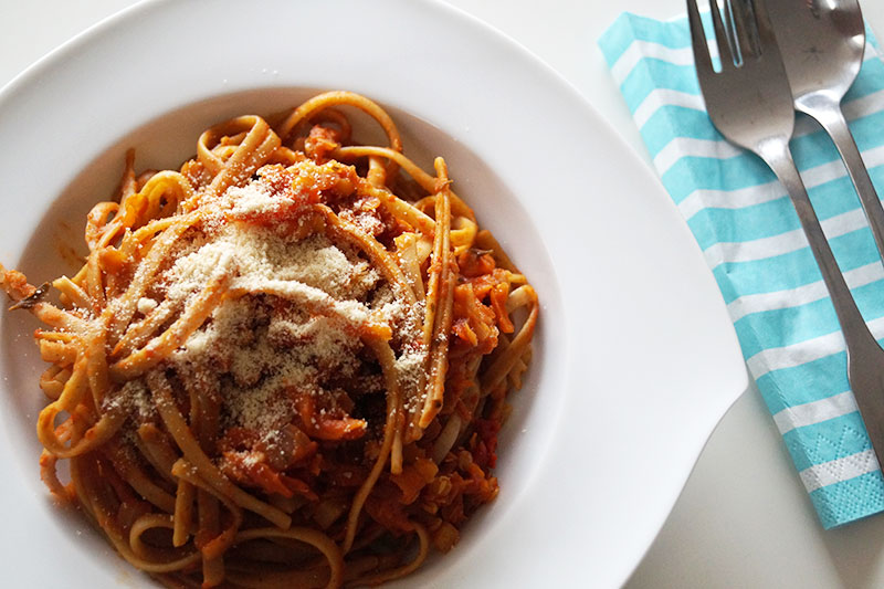 Rezept | einfache vegane Bolognese | Linsenbolognese