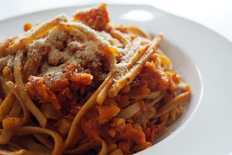 Rezept | einfache vegane Bolognese | Linsenbolognese
